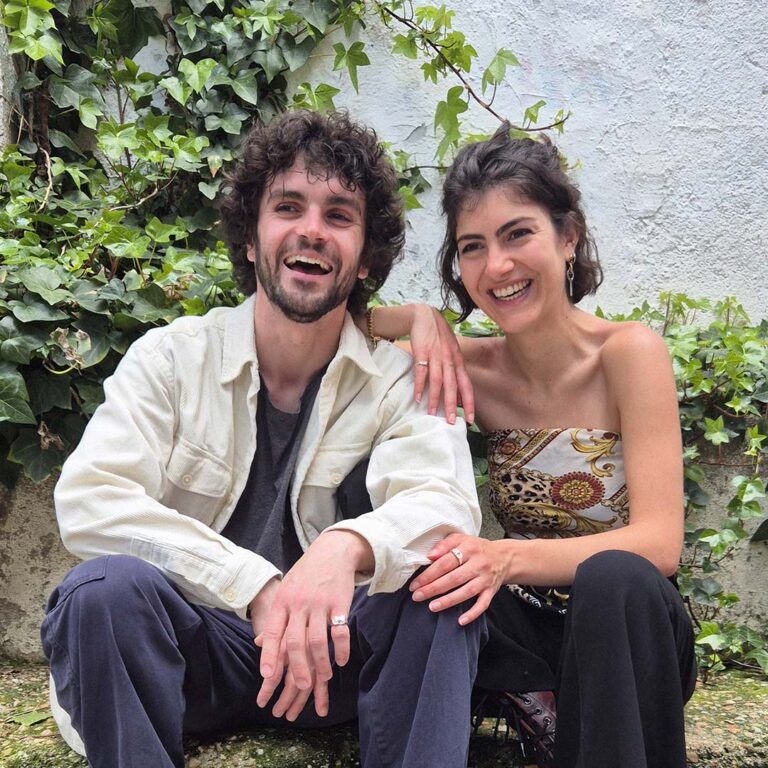 Tom Vincent & laure-Anne Labbé Co-Fondateur de Chainon bague montagne personnalisée